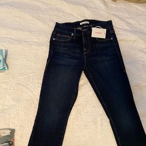 Good American new jeans 2/26 petite skinny